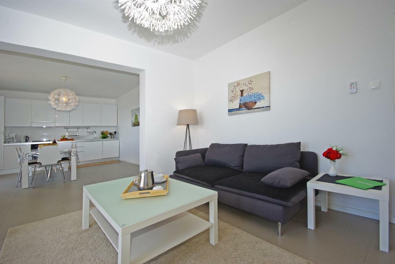 Strandhaus Dalmatien Iva ซาโอสโตรก ภายนอก รูปภาพ