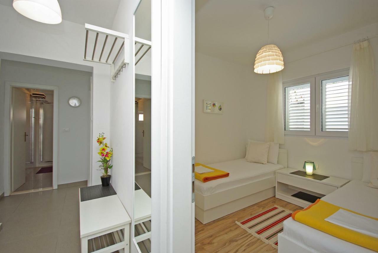 Strandhaus Dalmatien Iva ซาโอสโตรก ภายนอก รูปภาพ